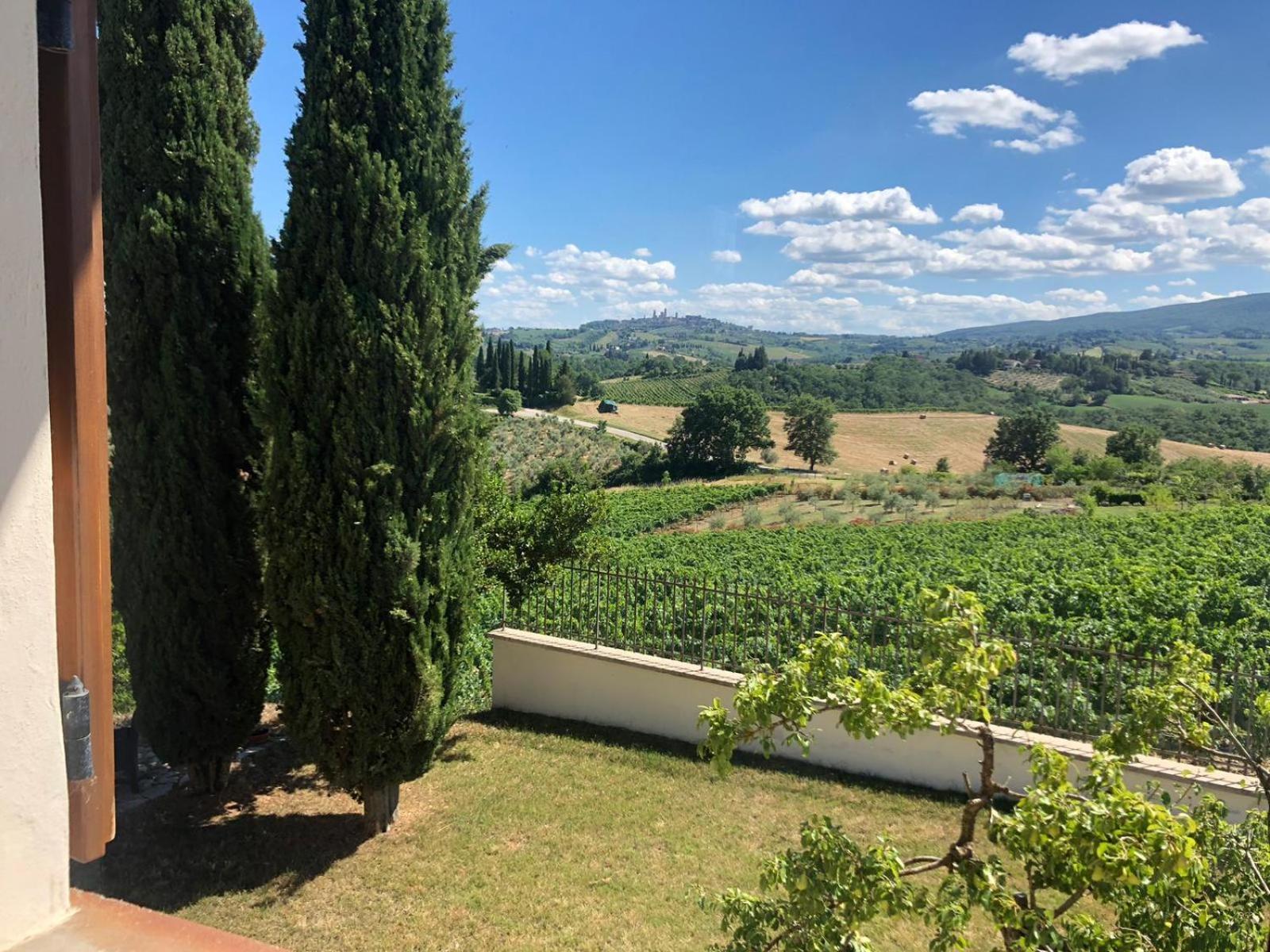 Podere La Quercia Сан Джиминяно Екстериор снимка